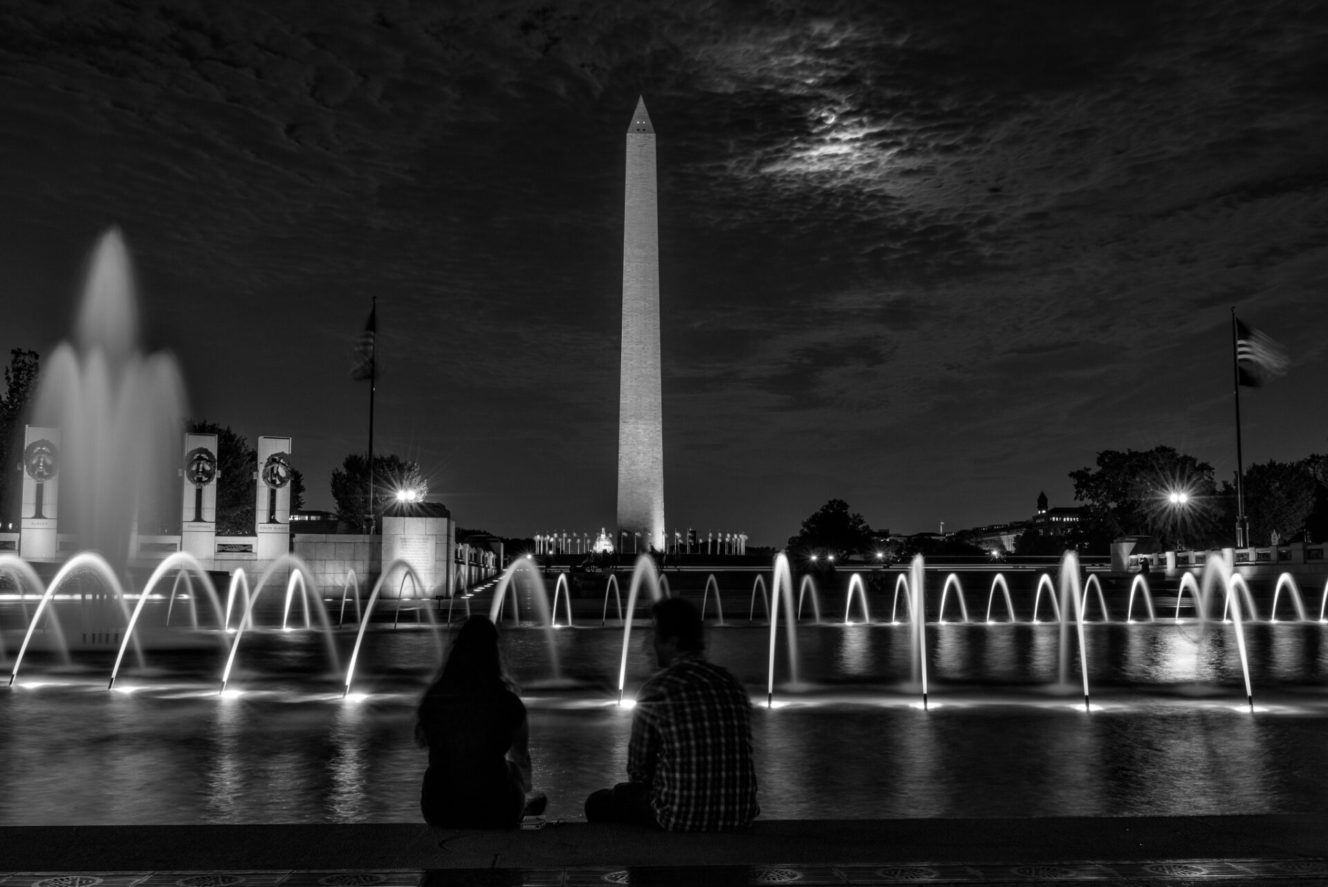 Date Night under the Moon on the National Mall